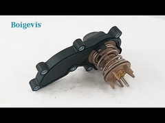 エンジンの部品 エンジンの温度調節器 06E121111AD